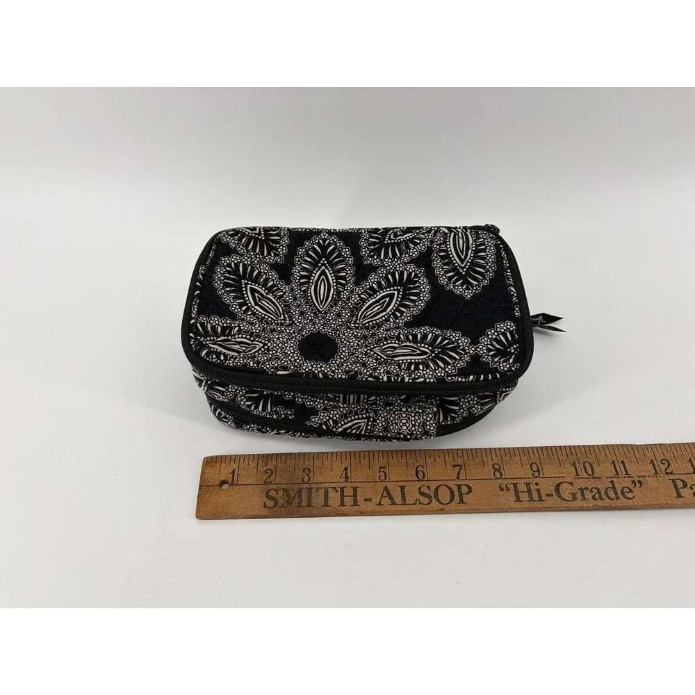 Vera Bradley Large Blush & Brush Makeup Cosmetic Case Blanco Bouquet Black White